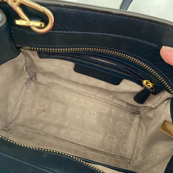 Michael Kors Hamilton Traveler Mini bag Navy - Picture 4 of 4